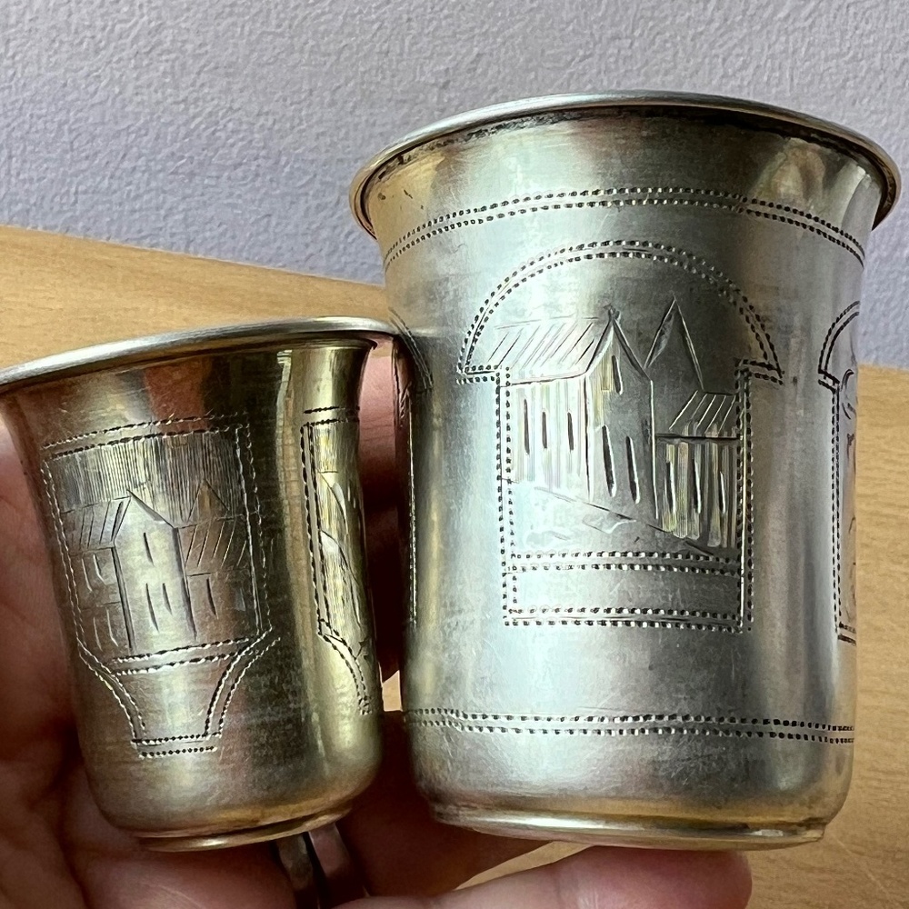 ANTIQUE IMPERIAL RUSSIAN 84 (875) SILVER LIQUOR VODKA SET OF 2 SHOT CUPS STAMPED